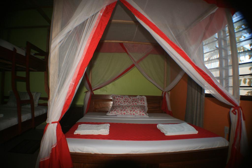 شاطئ دياني The Bright Star Resort المظهر الخارجي الصورة