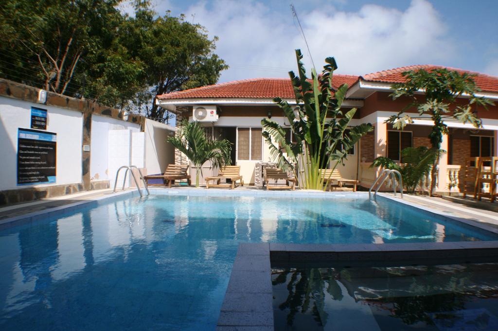 شاطئ دياني The Bright Star Resort المظهر الخارجي الصورة