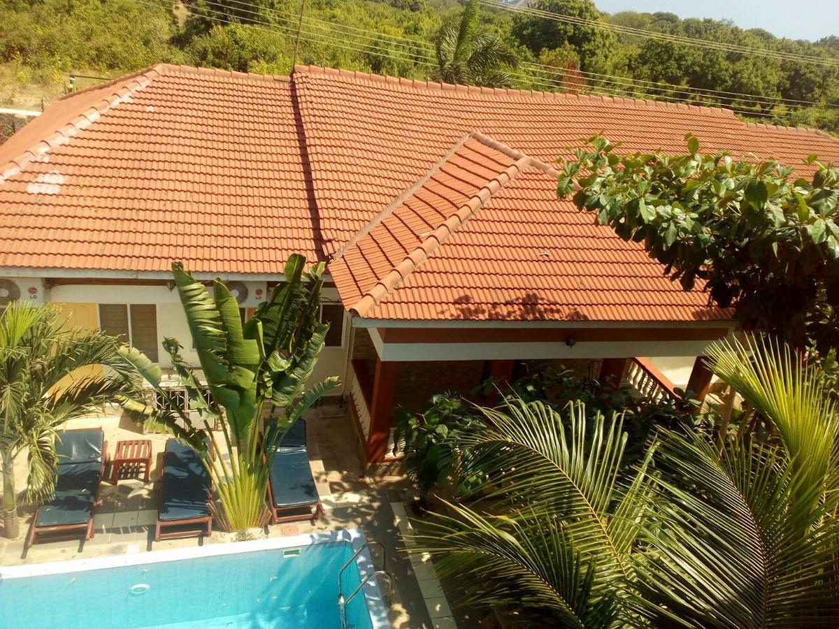 شاطئ دياني The Bright Star Resort المظهر الخارجي الصورة