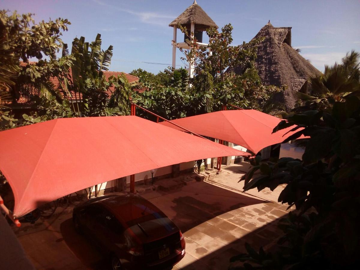 شاطئ دياني The Bright Star Resort المظهر الخارجي الصورة