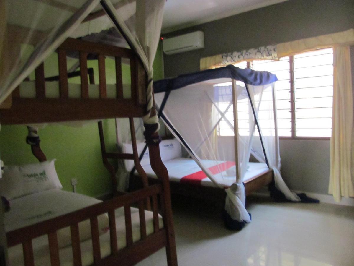 شاطئ دياني The Bright Star Resort المظهر الخارجي الصورة