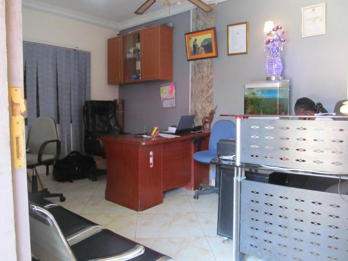 شاطئ دياني The Bright Star Resort المظهر الخارجي الصورة