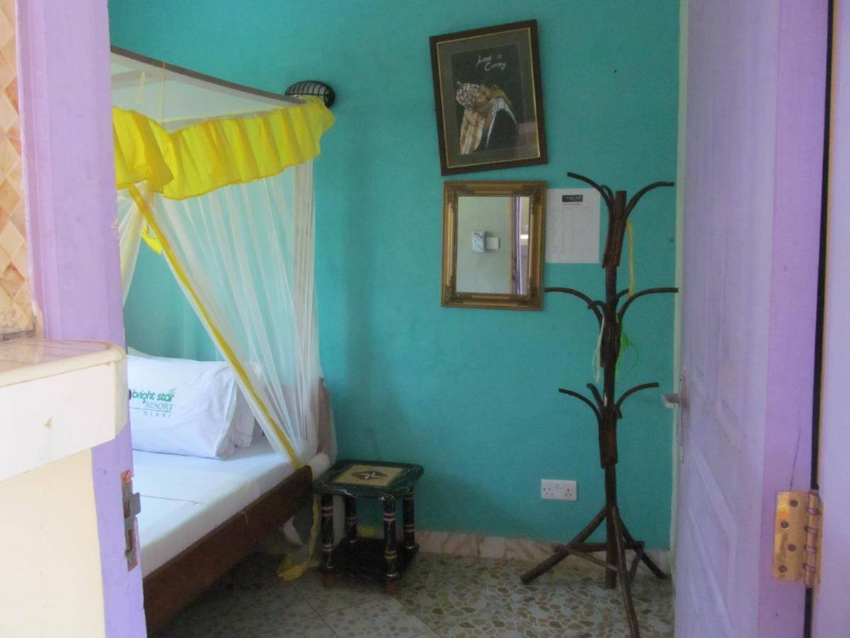 شاطئ دياني The Bright Star Resort المظهر الخارجي الصورة
